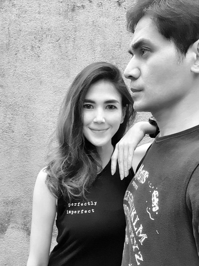 gaya pacaran tyo nugros dan dee adnan © instagram gaya pacaran tyo nugros dan dee adnan © instagram