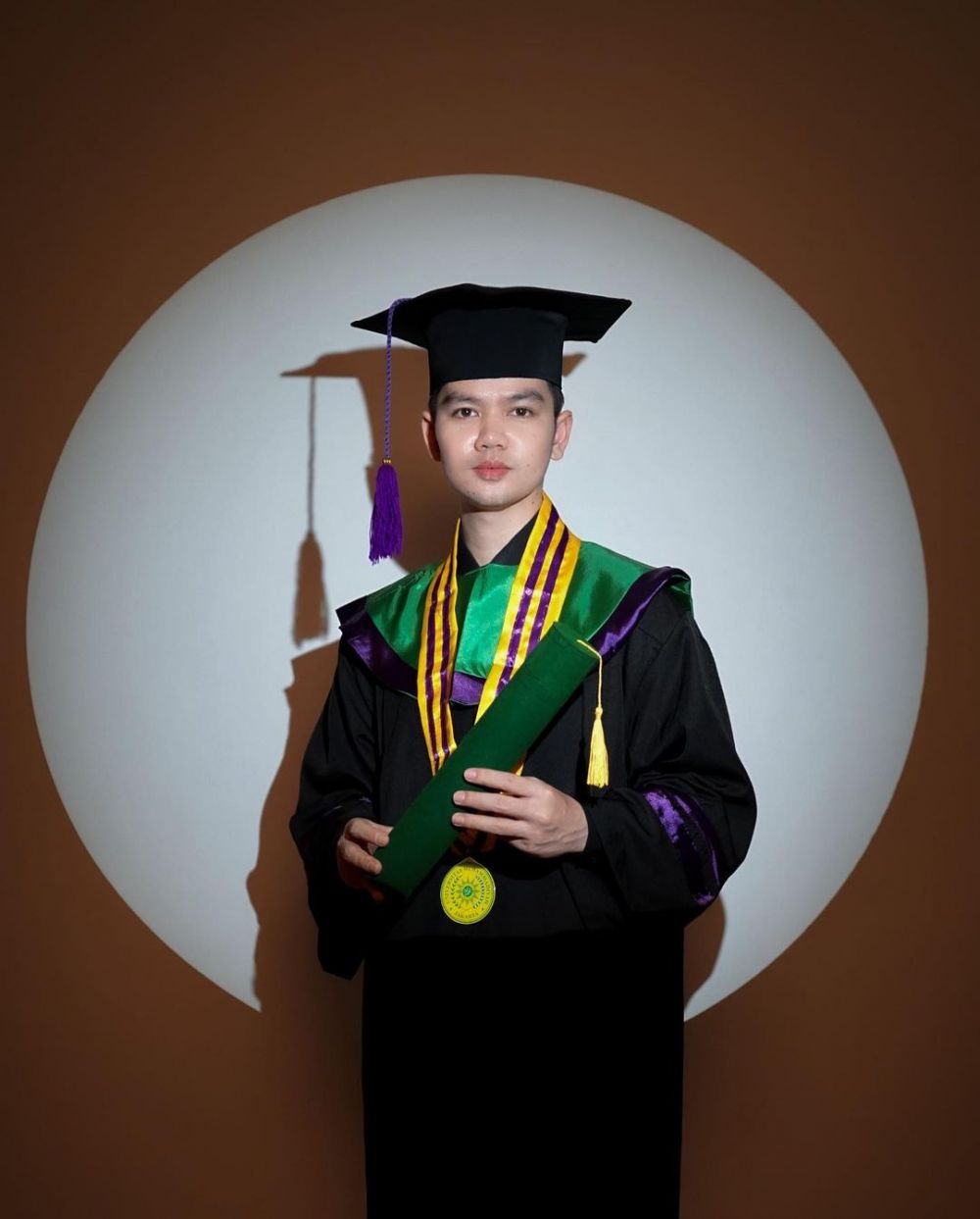 potret terbaru Faul LIDA yang dulu nyaris lamar Lesty © 2023 brilio.net potret terbaru Faul LIDA yang dulu nyaris lamar Lesty © 2023 brilio.net