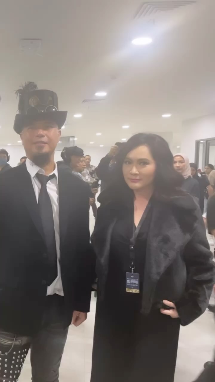 momen seleb bertemu mantan kekasih saat sekolah © instagram