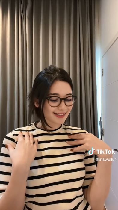 potret iris wullur © berbagai sumber potret iris wullur © berbagai sumber