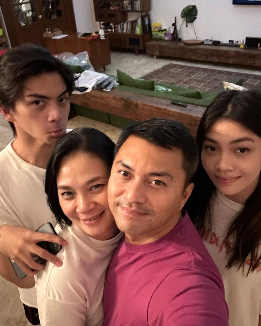 potret terbaru produser sitkom suami suami takut istri © berbagai sumber potret terbaru produser sitkom suami suami takut istri © berbagai sumber