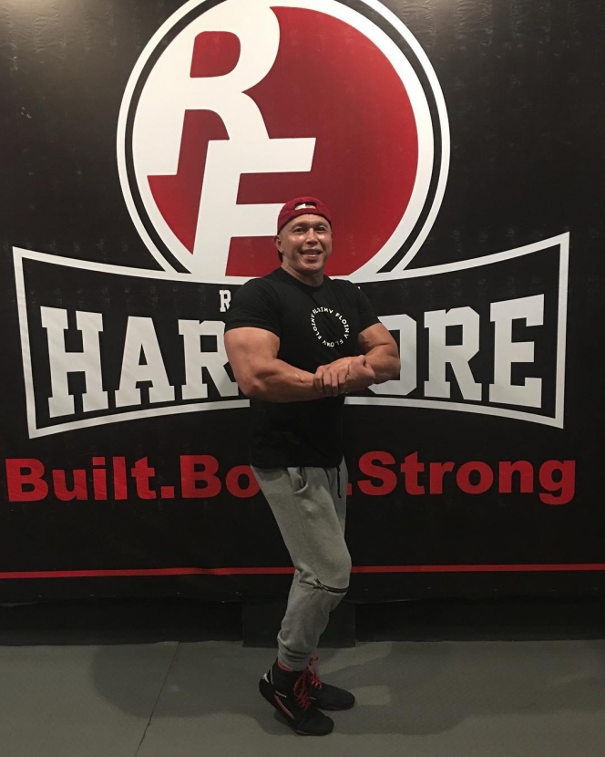 suami Asri Welas di Suami-Suami Takut Istri © berbagai sumber