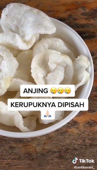 Momen kocak warganet beli seblak ceker, endingnya bikin nggak habis pikir