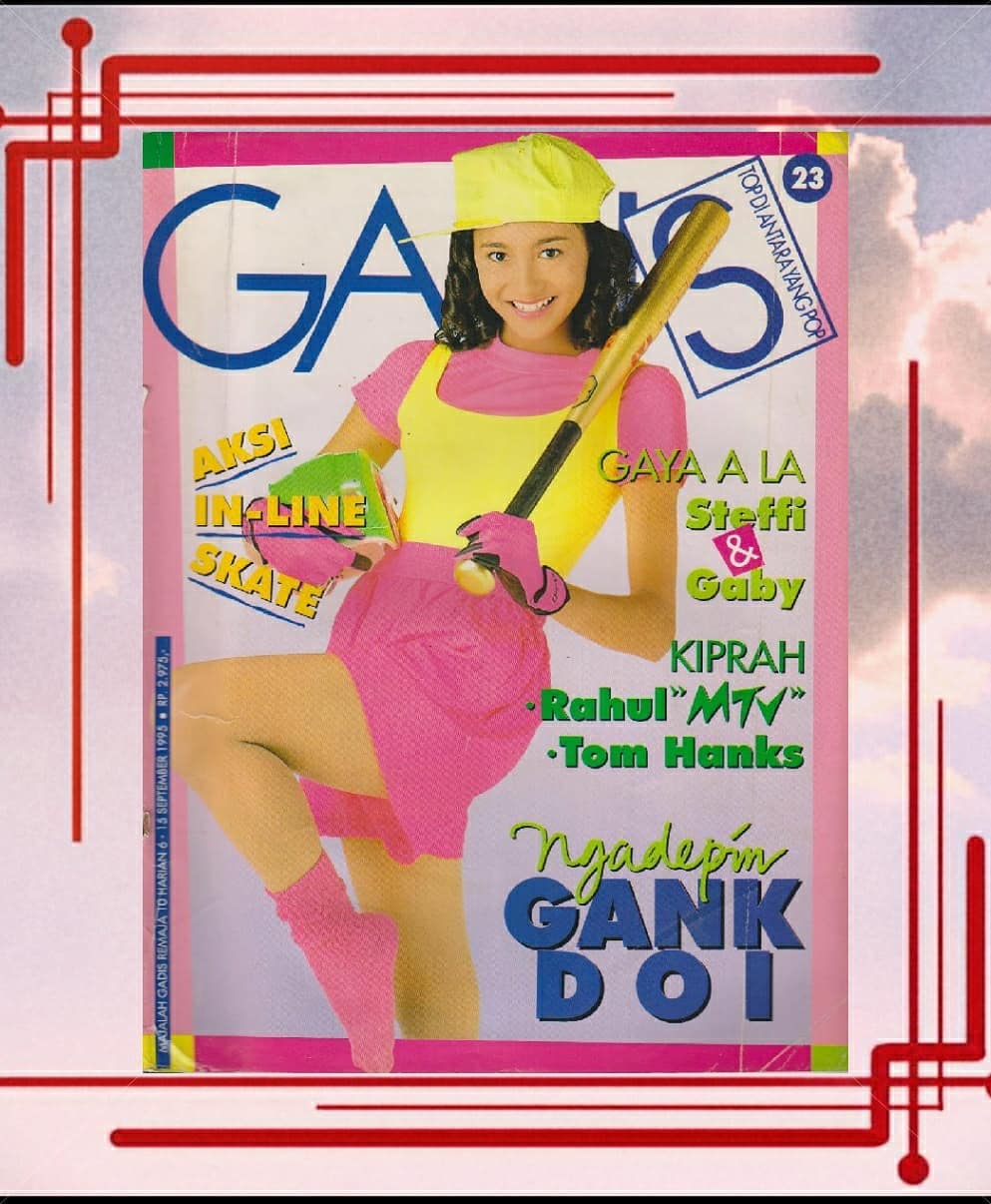 transformasi model cewek di video klip sahabat sejati SO7 © berbagai sumber