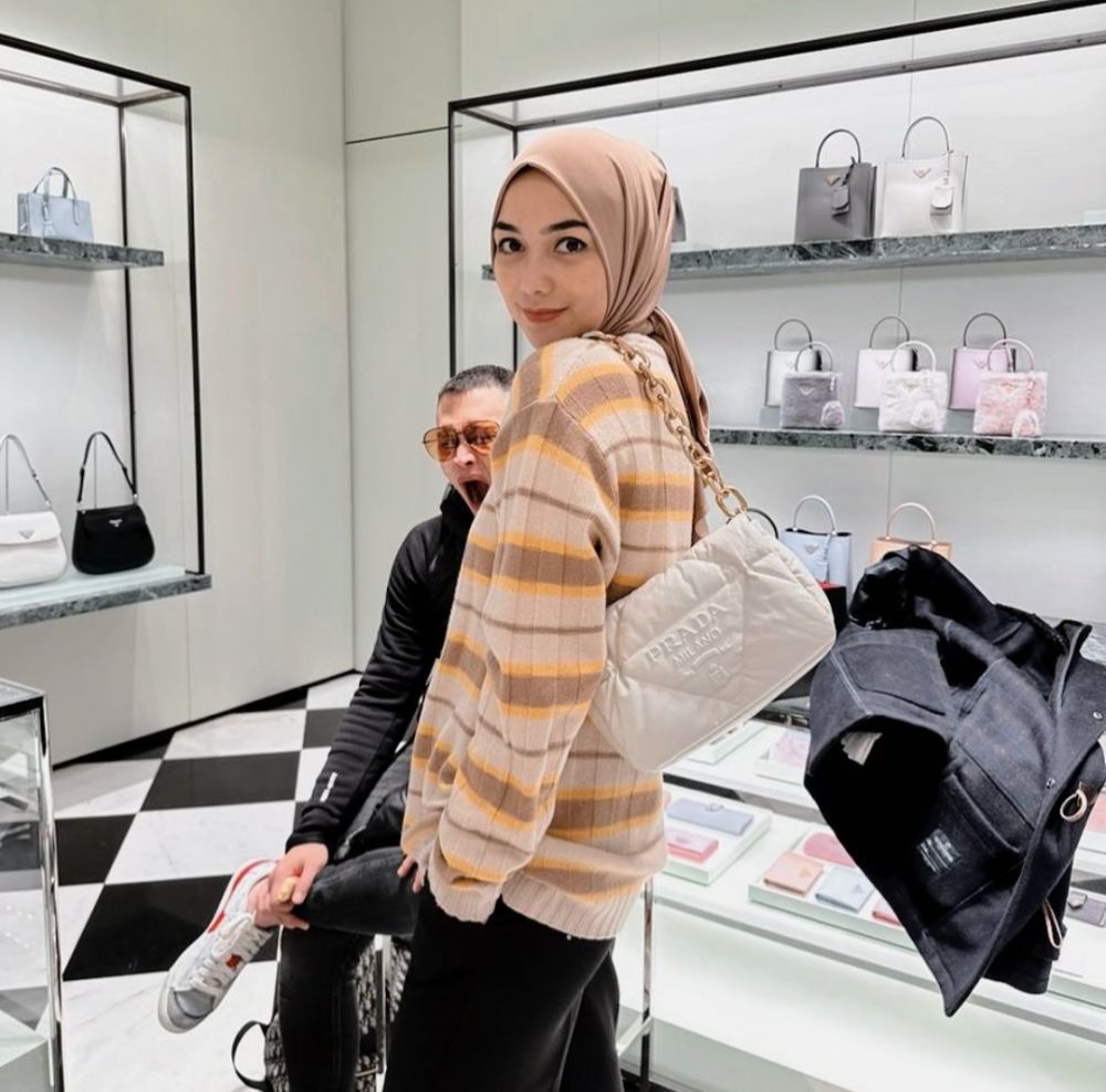 Seleb cantik ini ternyata juragan kos-kosan © 2023 brilio.net