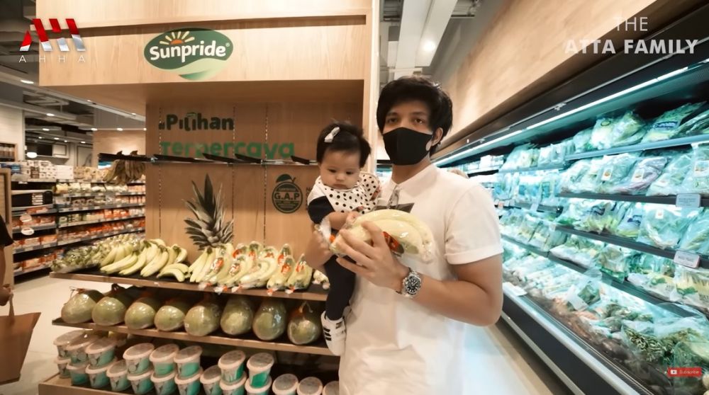10 Finger food Ameena anak Aurel Hermansyah, bantu dukung tumbuh kembang