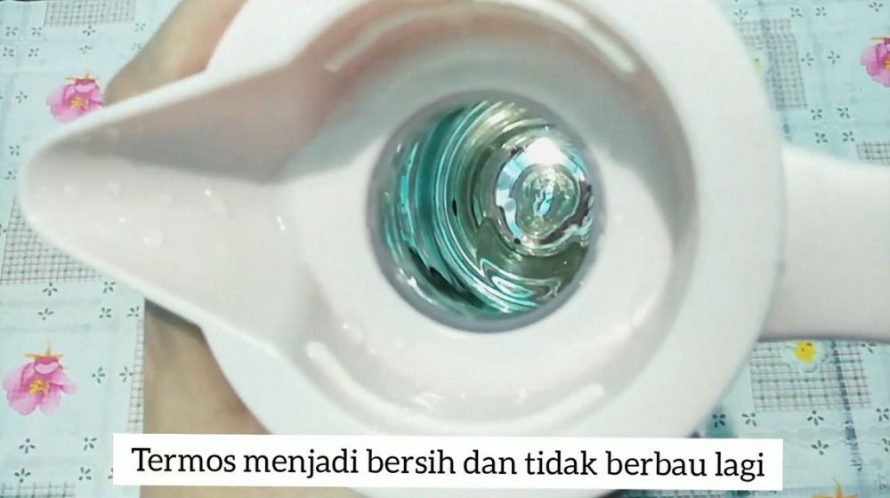 Trik basmi bau tak sedap pada termos air panas, cuma pakai satu bahan dapur