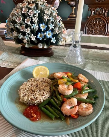 10 Kreasi masakan Shirley Malinton pemeran polwan di Warkop DKI, praktis dan lezat