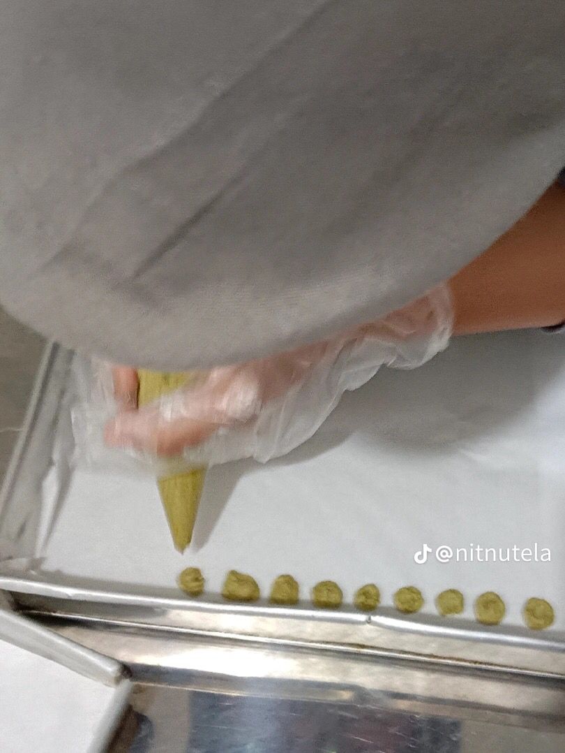 Kreasi cookies matcha perempuan satu ini hasilnya malah bikin ngelus dada