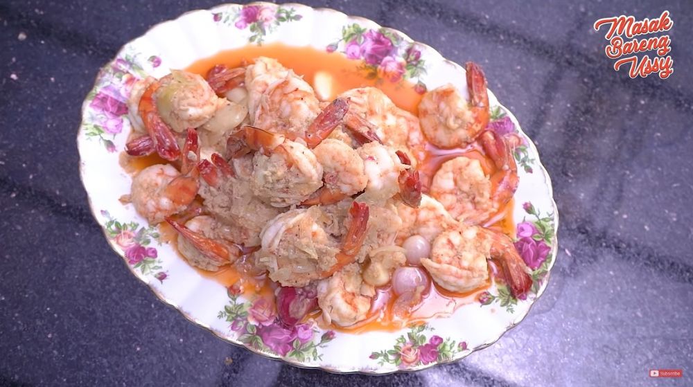 11 Masakan lauk sehari-hari Ussy Sulistiawaty ini enak, bumbunya nggak ribet, dan antibosan