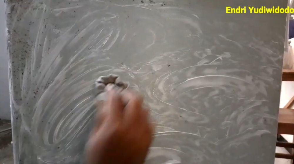 Cara membersihkan jamur di pintu kulkas, kinclong cuma pakai satu bahan tanpa disikat