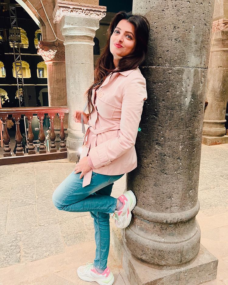 Aashita Singh kembaran Aishwarya Rai © berbagai sumber Aashita Singh kembaran Aishwarya Rai © berbagai sumber