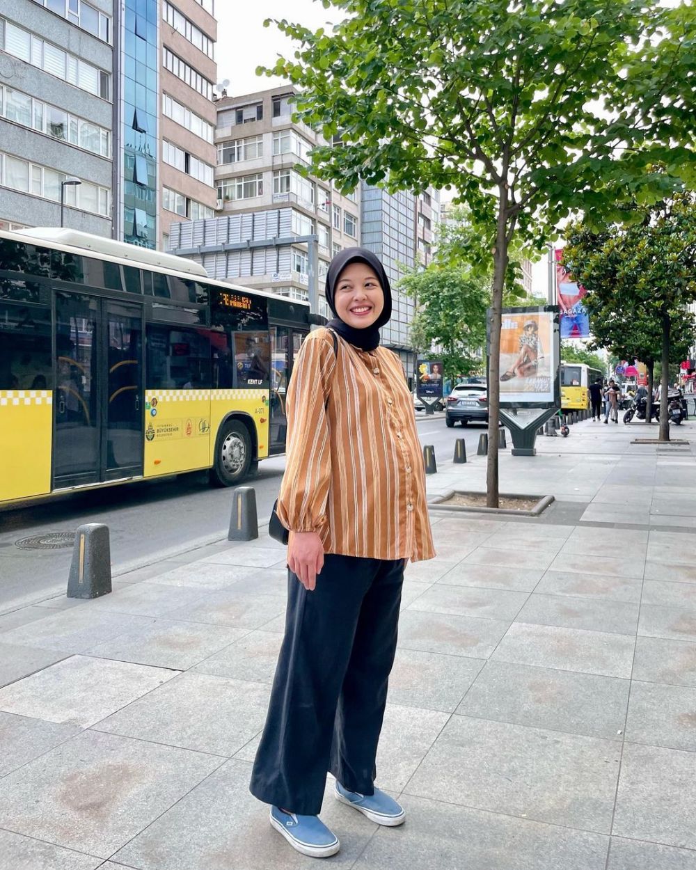 penampilan adik gita savitri yang baru jadi ibu © berbagai sumber