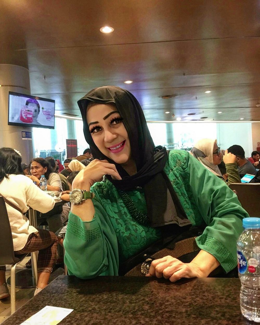 potret guru senam di warkop dki © berbagai sumber potret guru senam di warkop dki © berbagai sumber