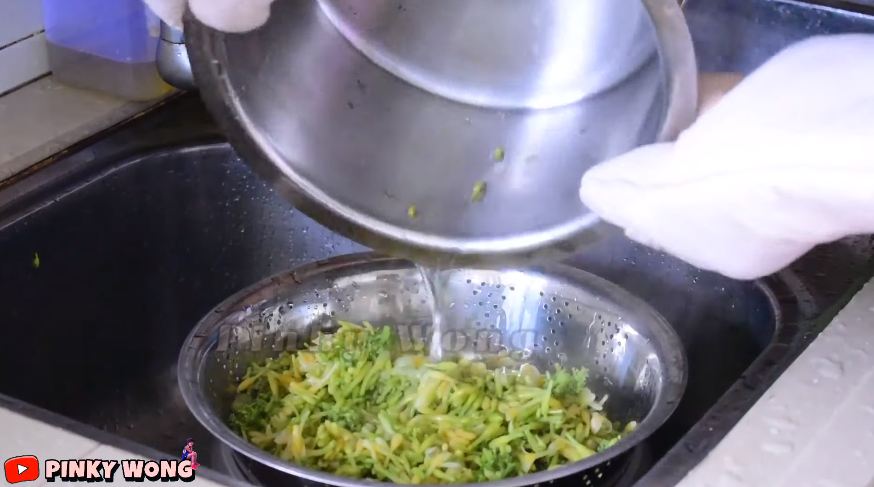 Pakai 2 bahan makanan, ini trik menghilangkan rasa pahit pada bunga pepaya