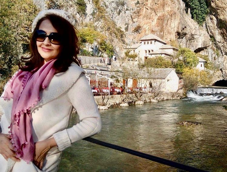 Shirley Malinton jadi PNS © berbagai sumber