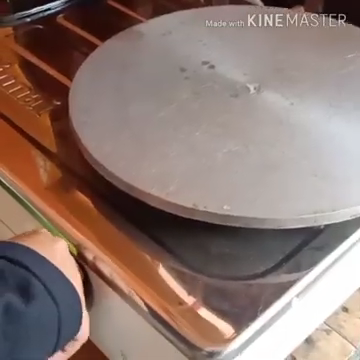 Tak banyak yang tahu, ini cara bersihkan wajan crepes agar tidak lengket saat digunakan