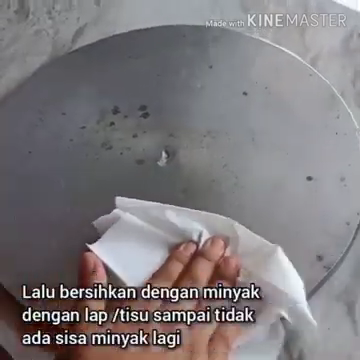 Tak banyak yang tahu, ini cara bersihkan wajan crepes agar tidak lengket saat digunakan