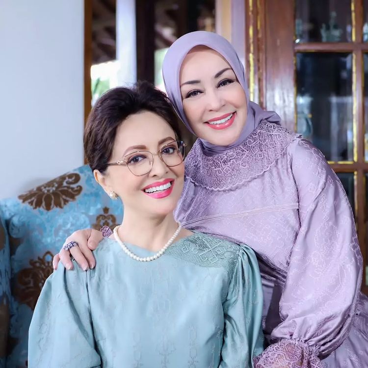 Minati Atmanagara Chintami Atmanagara Warkop DKI © berbagai sumber Minati Atmanagara Chintami Atmanagara Warkop DKI © berbagai sumber