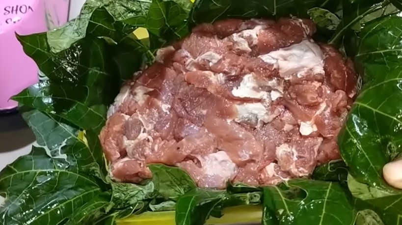 Cara marinasi daging pakai daun pepaya, auto empuk dalam 30 menit