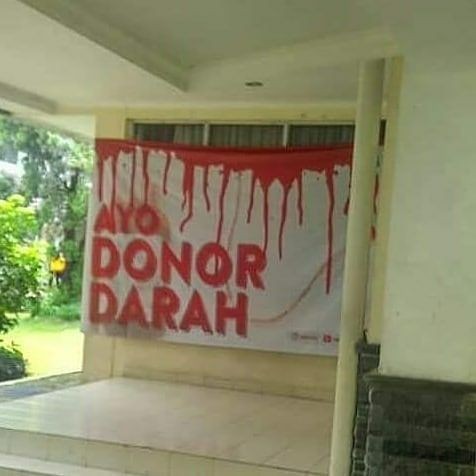 Potret lucu orang salah desain spanduk © 2023 brilio.net  Potret lucu orang salah desain spanduk © 2023 brilio.net