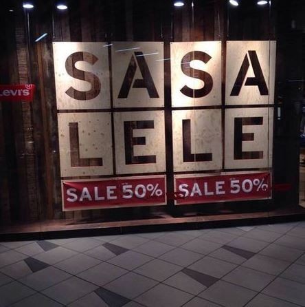 Potret lucu orang salah desain spanduk © 2023 brilio.net  Potret lucu orang salah desain spanduk © 2023 brilio.net