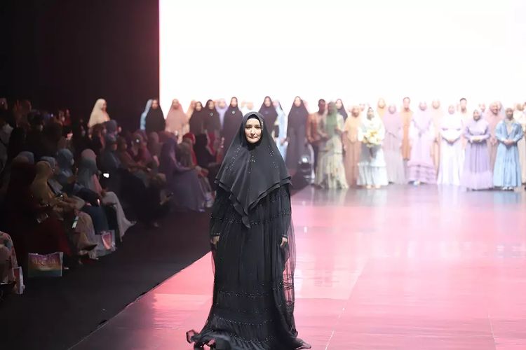 Inneke Koesherawati Warkop DKI © berbagai sumber Inneke Koesherawati Warkop DKI © berbagai sumber