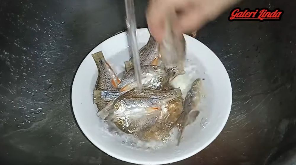 Cara mengolah ikan asin kering agar bebas pengawet formalin dan lebih aman dikonsumsi