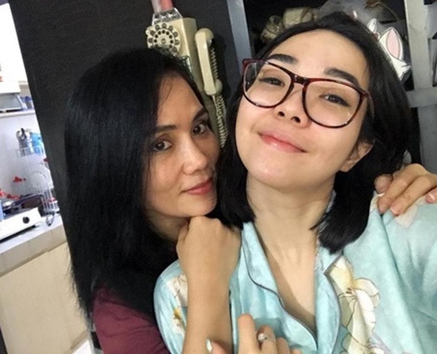 kebersamaan penyanyi dengan ibunda © Instagram kebersamaan penyanyi dengan ibunda © Instagram