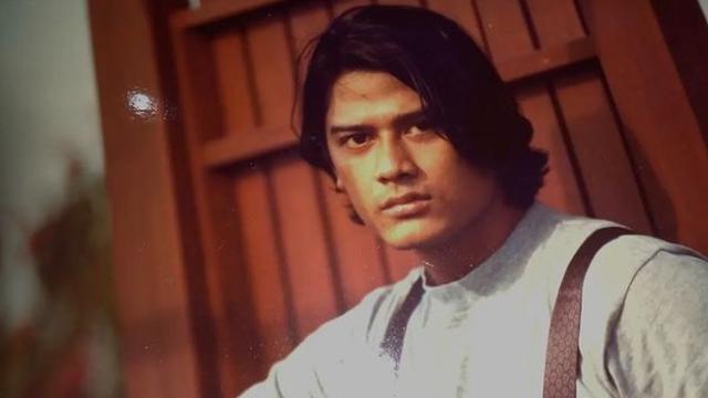 Cowok bareng Desy Ratnasari di iklan kaus ini aktor laga primadona era 90-an, intip 11 transformasinya