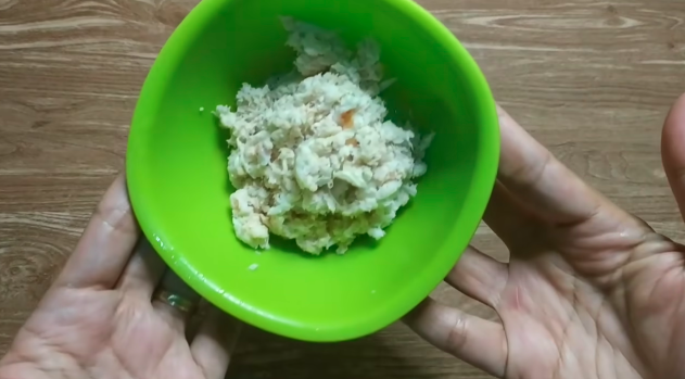 Trik mengolah isian lumpia rebung khas Semarang agar lezat dan nggak bau pesing