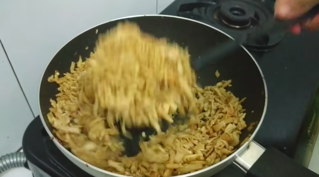 Trik mengolah isian lumpia rebung khas Semarang agar lezat dan nggak bau pesing