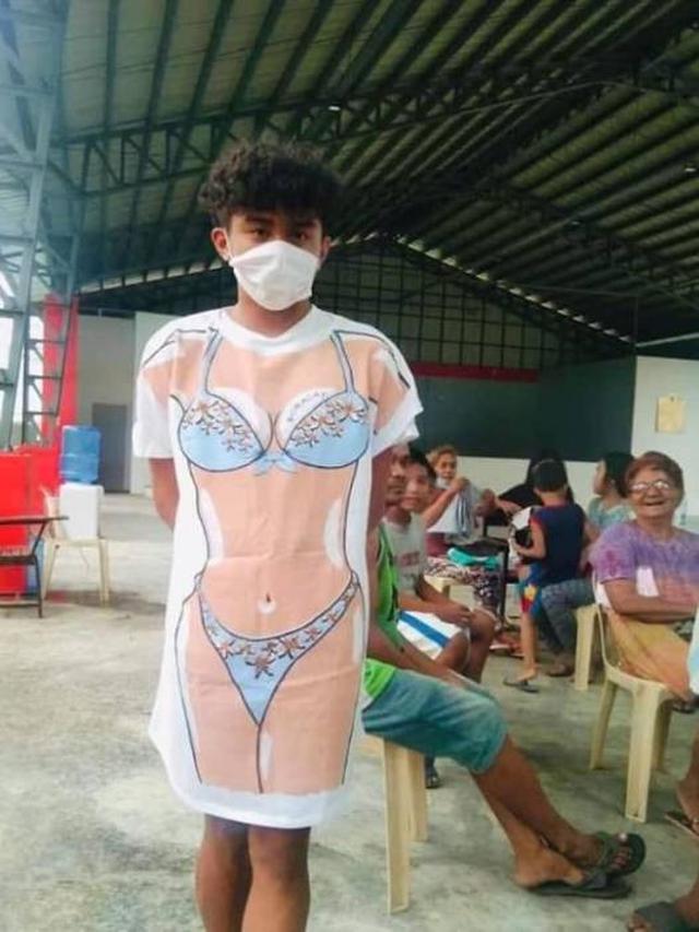 pakai baju nyeleneh gagal fokus © berbagai sumber pakai baju nyeleneh gagal fokus © berbagai sumber