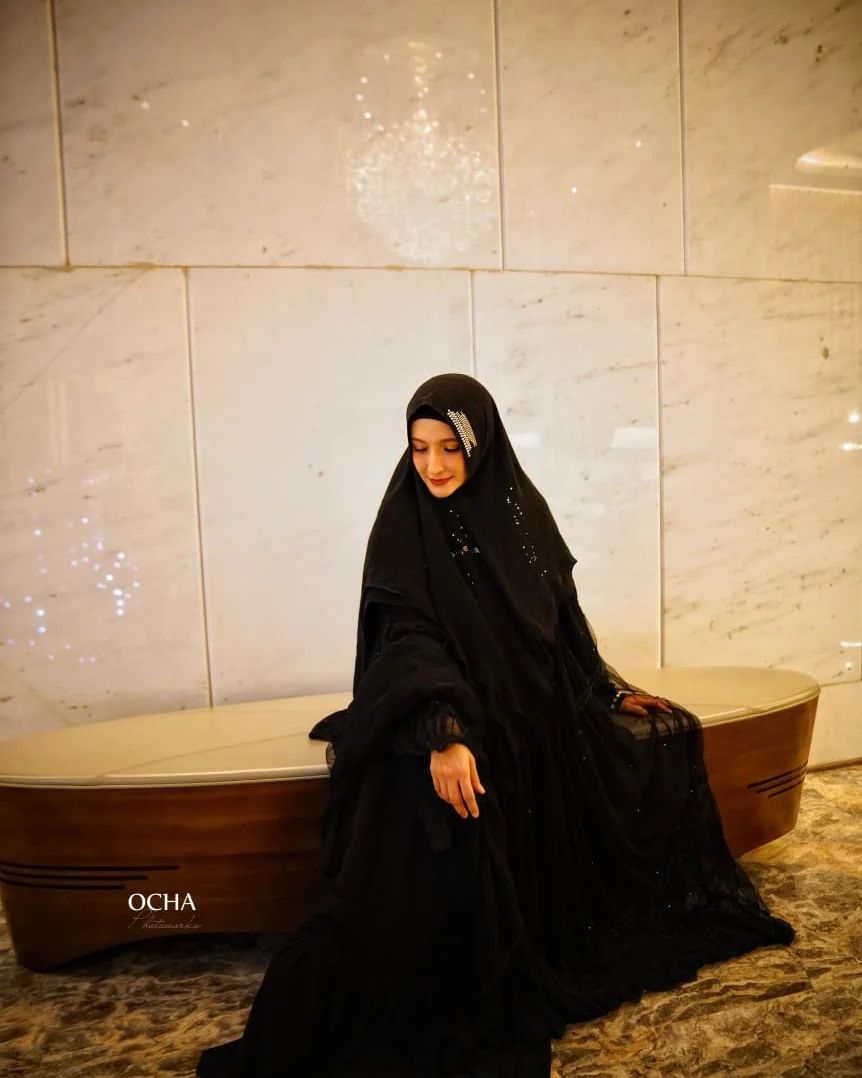 Karyawati kantor di film Warkop DKI © berbagai sumber Karyawati kantor di film Warkop DKI © berbagai sumber