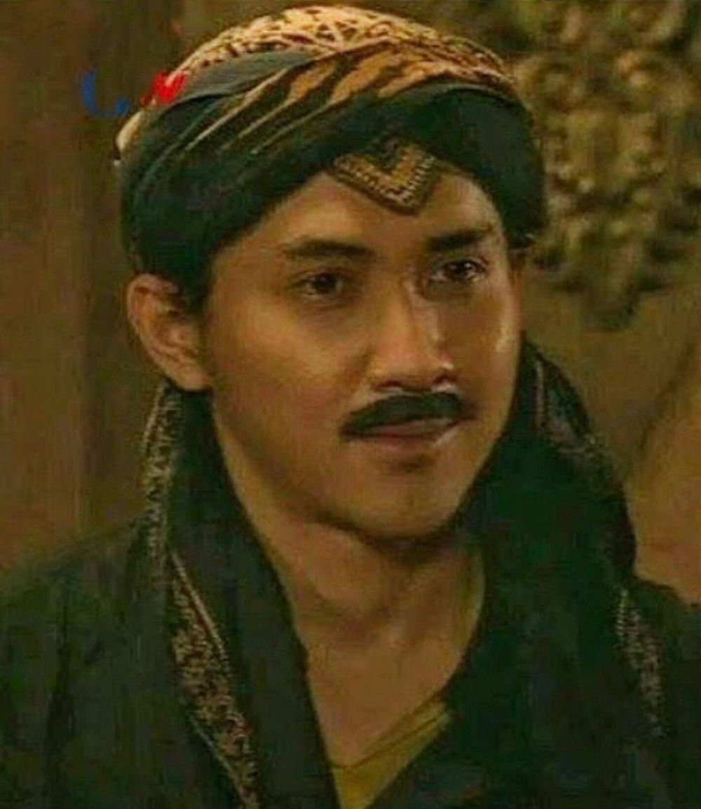 intip 11 transformasi Agus Kuncoro sejak awal karir © 2023 brilio.net intip 11 transformasi Agus Kuncoro sejak awal karir © 2023 brilio.net