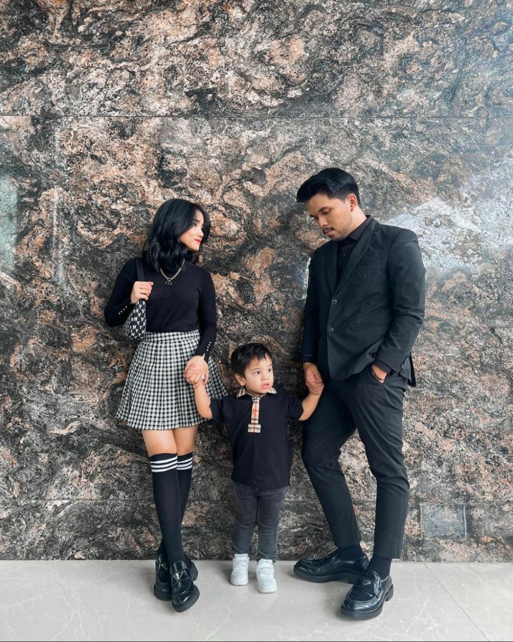 fuji dan thariq putus © Instagram fuji dan thariq putus © Instagram