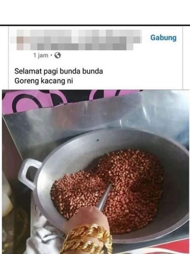 ibu-ibu pamer perhiasan © 2023 brilio.net