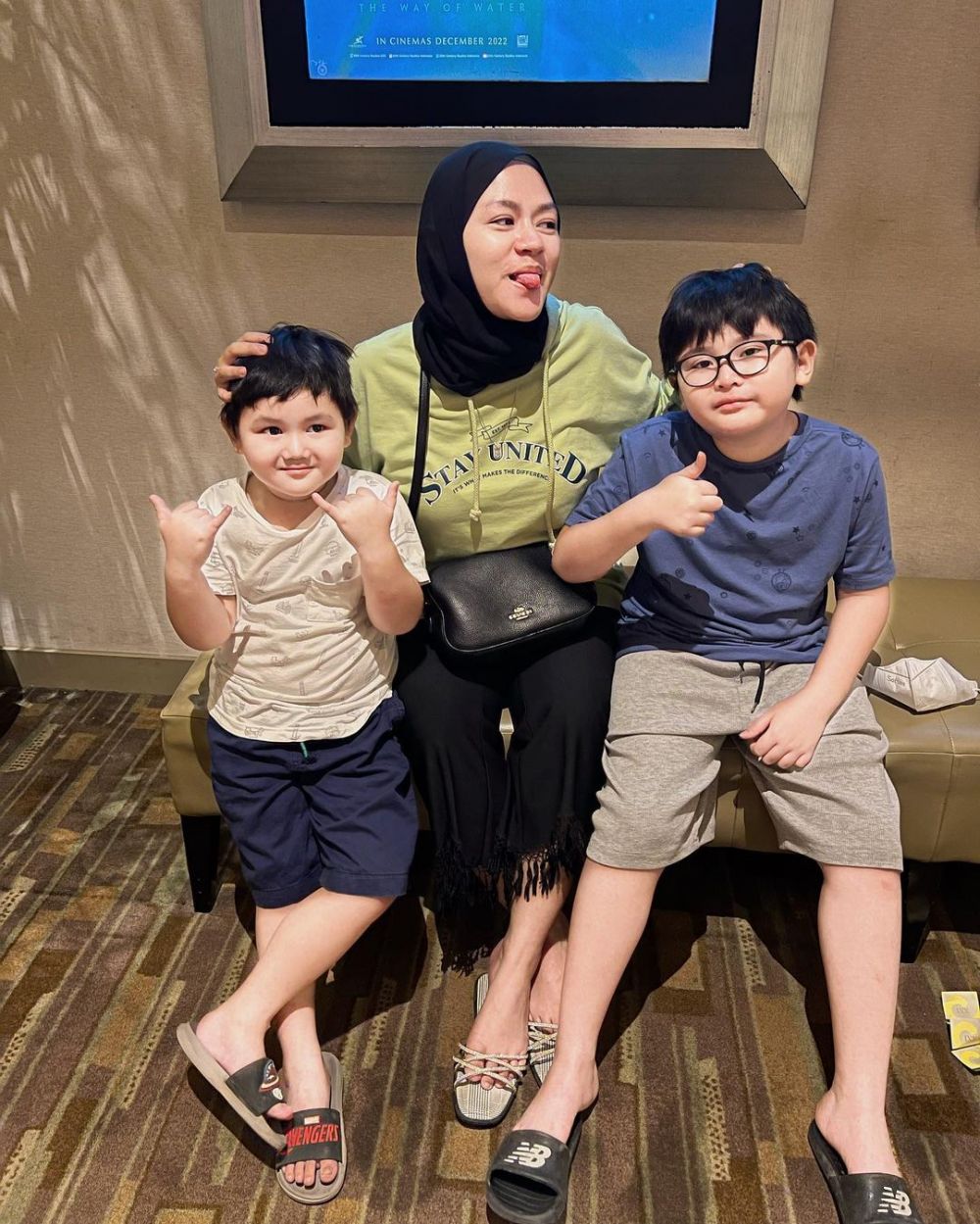 potret kompak yunita eks istri daus mini dengan keluarga barunya © berbagai sumber