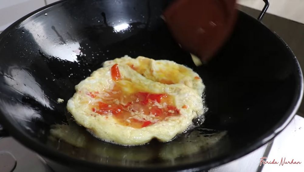 10 Masakan serba telur ala Ussy Sulistiawaty, enak dan praktis khas rumahan