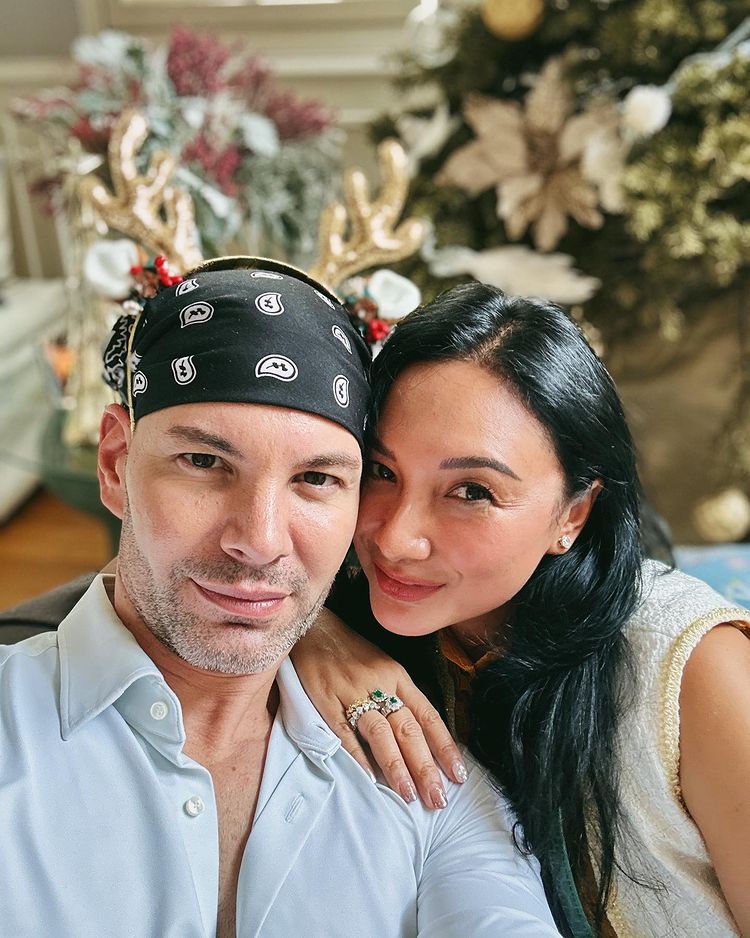 Tata Cahyani awet muda usia 47 tahun © berbagai sumber Tata Cahyani awet muda usia 47 tahun © berbagai sumber