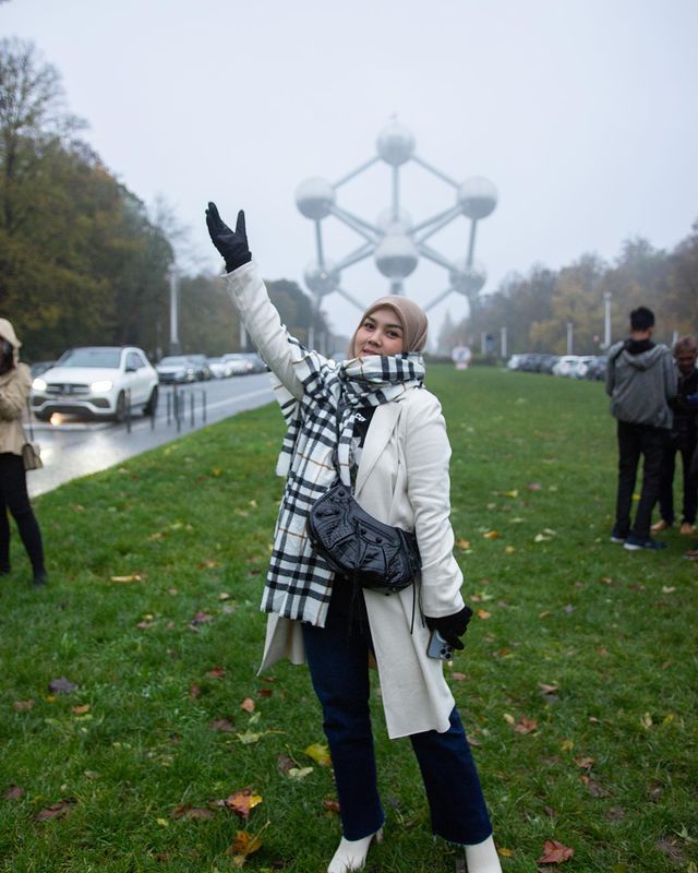 Ratu Annisa Sekar Arum Angling Dharma © berbagai sumber