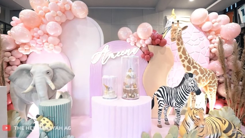 Kece bertema kebun binatang, ini 10 detail kue ultah Ameena anak Aurel Hermansyah dan Atta Halilintar