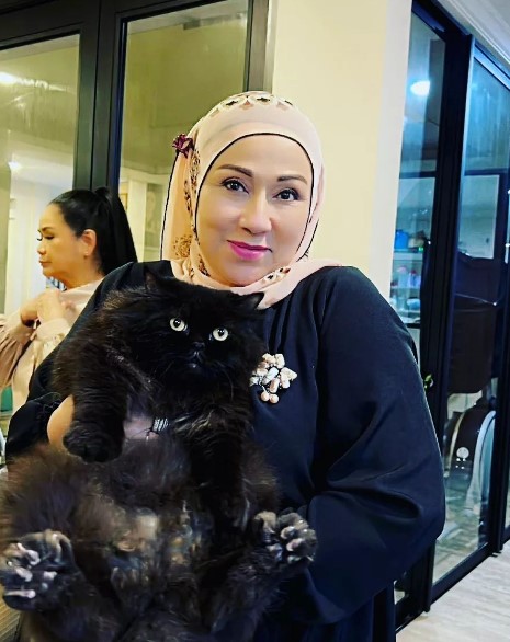 Dulu menggilai Rhoma Irama © Instagram Dulu menggilai Rhoma Irama © Instagram