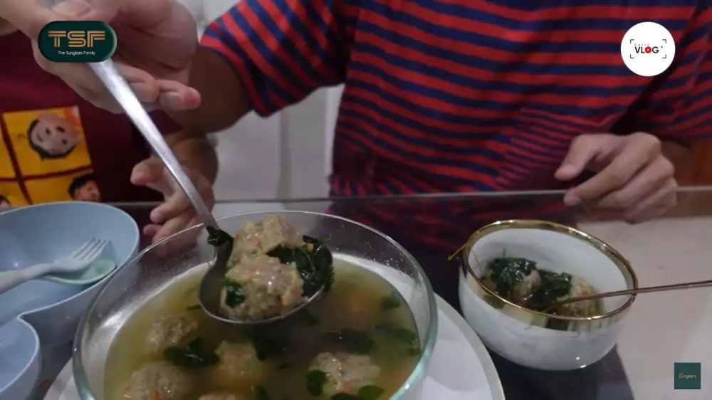 10 Kreasi masakan berkuah ala Shireen Sungkar ini lezat dan gampang dibuat