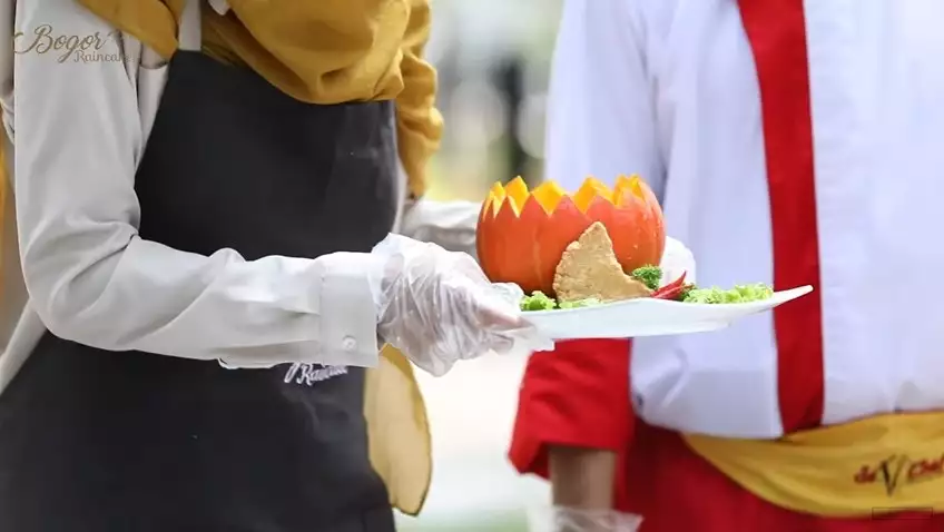 10 Kreasi masakan berkuah ala Shireen Sungkar ini lezat dan gampang dibuat