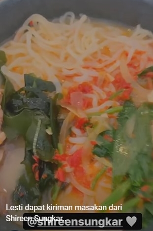 10 Kreasi masakan berkuah ala Shireen Sungkar ini lezat dan gampang dibuat