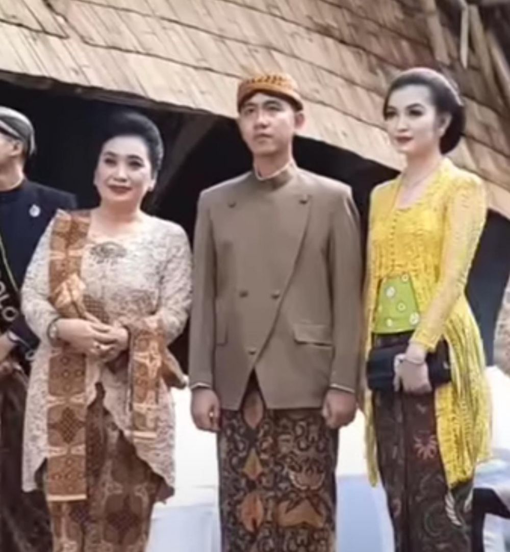 selvi dampingi gibran berbagai sumber selvi dampingi gibran berbagai sumber