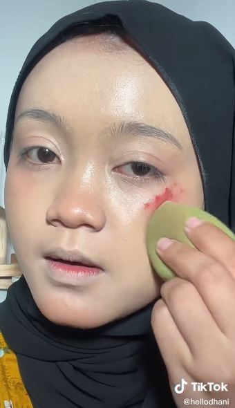 Transformasi makeup ala ulzzang Korea © 2023 brilio.net