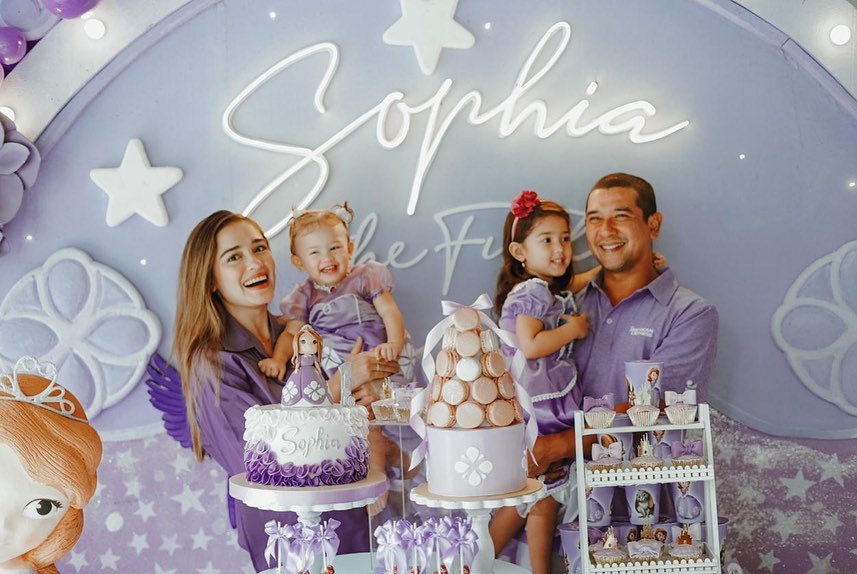 momen perayaan ultah pertama anak seleb © berbagai sumber momen perayaan ultah pertama anak seleb © berbagai sumber