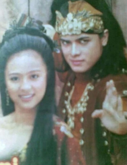 Dewi Sekarwangi jadi perawat © Instagram Dewi Sekarwangi jadi perawat © Instagram